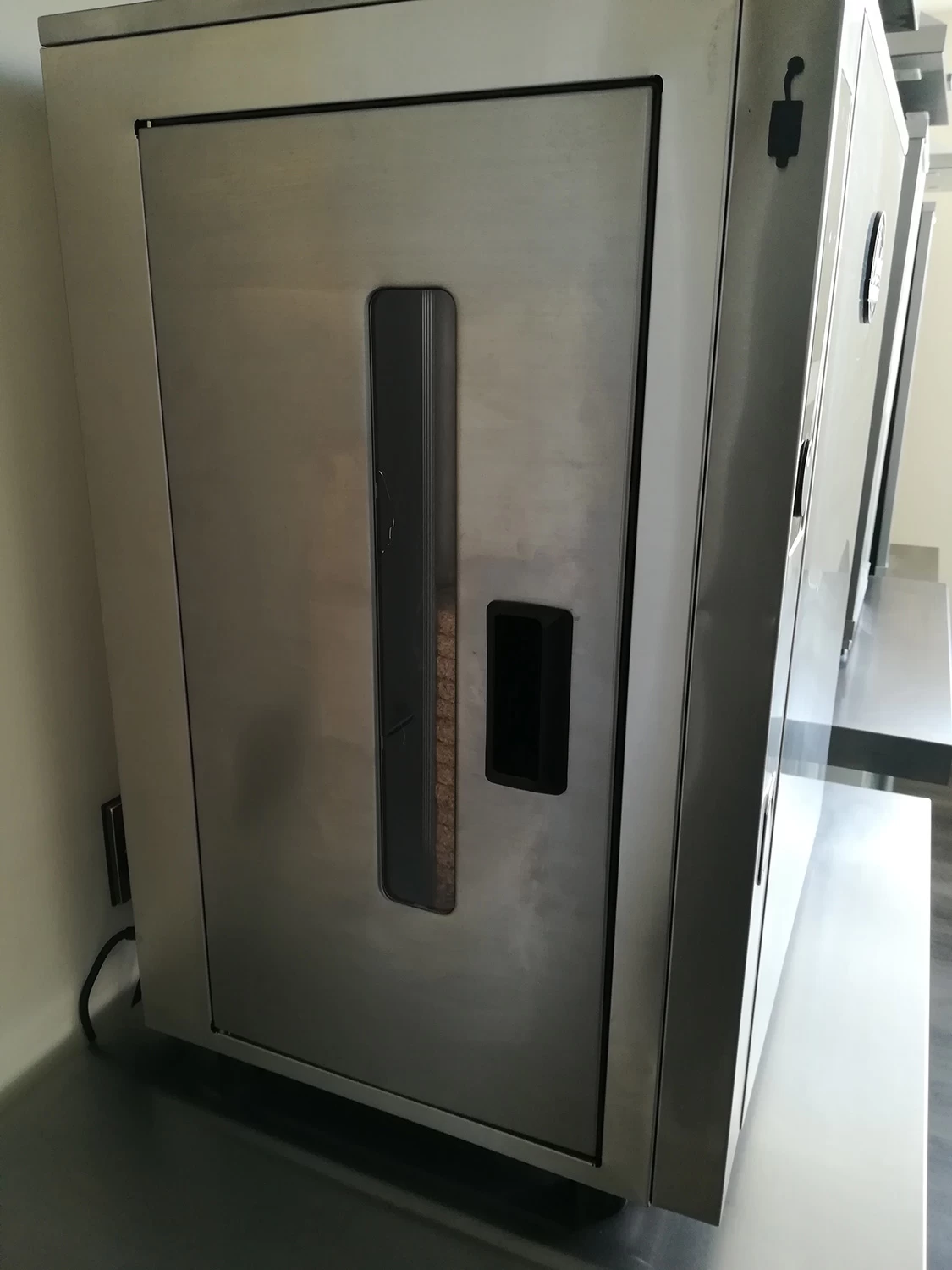 Bradley Professional Smoker BS1019 / Elektro Räucherofen 6 Bradley Professional Smoker BS1019 / Elektro Räucherofen – Bild 4