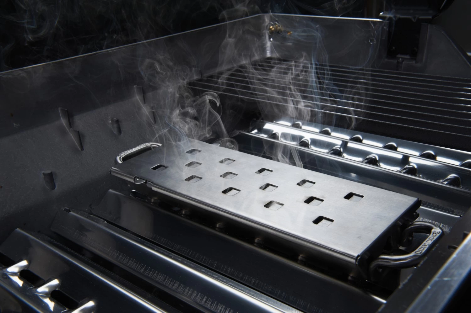 Broil King Räucherbox Premium, Regulierbar 4 Broil King Räucherbox Premium, Regulierbar – Bild 2