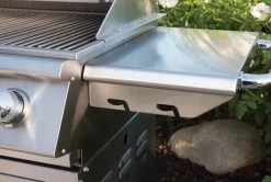 BULL Brahma - Gasgrill Mit Infrarot Backburner Und Rotisserie 17 BULL Brahma - Gasgrill Mit Infrarot Backburner Und Rotisserie -Günstiges Grill Geschäft BULL Grills Edelstahl Seitenablage 3