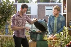 Big Green Egg MiniMax Keramikgrill Mit EGG Carrier 24 Big Green Egg MiniMax Keramikgrill Mit EGG Carrier -Günstiges Grill Geschäft Big Green Egg MiniMax Balkongrill Tischgrill