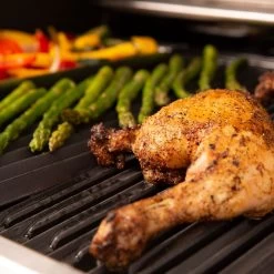 Broil King Baron 490 Black Gasgrill Inkl. Drehspieß - Modell 2023 - SMART Deal Inkl. Grillfürst Grill Control 40 Broil King Baron 490 Black Gasgrill Inkl. Drehspieß - Modell 2023 - SMART Deal Inkl. Grillfürst Grill Control -Günstiges Grill Geschäft Broil King Gasgrill 875282 BARON490 FOOD 01