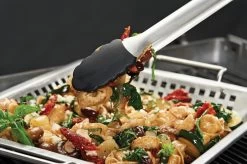 Broil King Gemüse Grillkorb Edelstahl 30,5 X 30,5cm -Günstiges Grill Geschäft Broil King Gemuese Grillkorb Anwendung