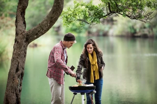 CADAC Camping Gasgrill Carri Chef 50 / BBQ Plancha + Dome - 30 Mbar 7 CADAC Camping Gasgrill Carri Chef 50 / BBQ Plancha + Dome - 30 Mbar – Bild 5