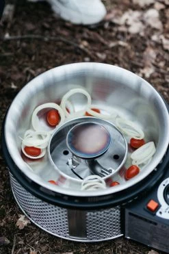 Cobb Grill Premier Gas Deluxe 2.0 - Gasgrill - Kartuschenanschluss - Modell 2023 21 Cobb Grill Premier Gas Deluxe 2.0 - Gasgrill - Kartuschenanschluss - Modell 2023 -Günstiges Grill Geschäft Cobb Grill Premier Gas Deluxe Innenschale zum Garen Beilagen