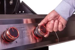 Grillfürst G520E 5-Brenner Gasgrill - Eintracht Frankfurt Edition - Edelstahlroste -Günstiges Grill Geschäft Grillfuerst Gasgrill G310E Beleuchtete Drehregler