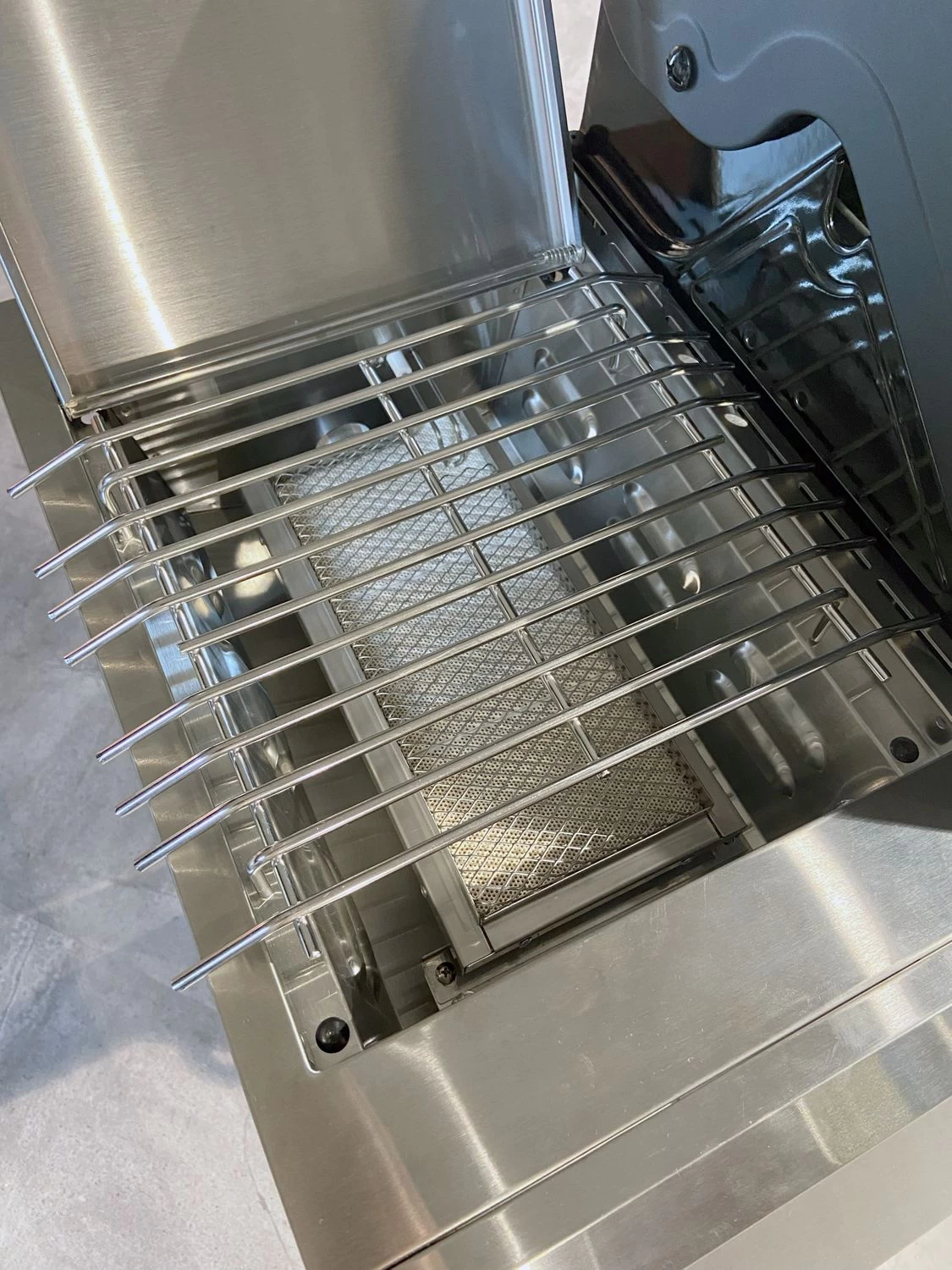 Grillfürst G510E 5-Brenner Gasgrill Mit Hochtemperaturbrenner Und Edelstahl Rosten 9 Grillfürst G510E 5-Brenner Gasgrill Mit Hochtemperaturbrenner Und Edelstahl Rosten – Bild 7