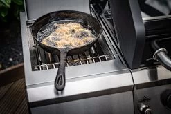 Grillfürst G310G 3-Brenner Gasgrill Borussia Dortmund Edition Mit Hochtemperaturbrenner Und Gusseisen Rosten 27 Grillfürst G310G 3-Brenner Gasgrill Borussia Dortmund Edition Mit Hochtemperaturbrenner Und Gusseisen Rosten -Günstiges Grill Geschäft Grillfuerst Gasgrill Gusspfanne Steakzon 8