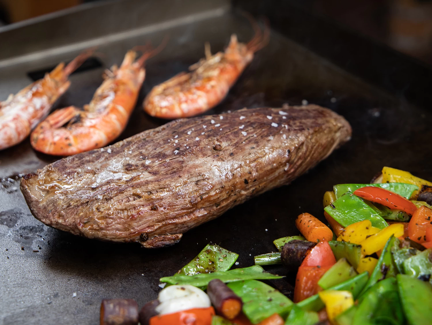 Grillfürst Plancha Grill - 2 Brenner Mit Insgesamt 7 KW Und Edelstahl Plancha 14 Grillfürst Plancha Grill - 2 Brenner Mit Insgesamt 7 KW Und Edelstahl Plancha – Bild 12