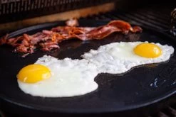 Grillfürst Universal Grillplatte Rund / Wendeplatte Aus Gusseisen Ø 35 Cm -Günstiges Grill Geschäft Grillplatten und Burger mit Camembert 10