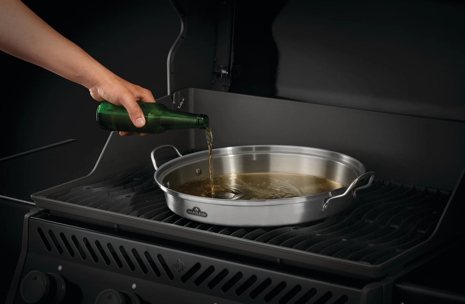 Napoleon PRO Edelstahl Hähnchenbräter / Hähnchenhalter 3in1 4 Napoleon PRO Edelstahl Hähnchenbräter / Hähnchenhalter 3in1 – Bild 2