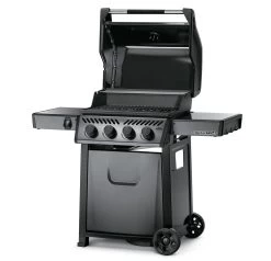 Napoleon Freestyle 425 Gasgrill, Graphit - Modell 2023 - X-DEAL Inkl. Drehspiess 20 Napoleon Freestyle 425 Gasgrill, Graphit - Modell 2023 - X-DEAL Inkl. Drehspiess -Günstiges Grill Geschäft Napoleon Freestyle 425 graphit side Deckel offen 1