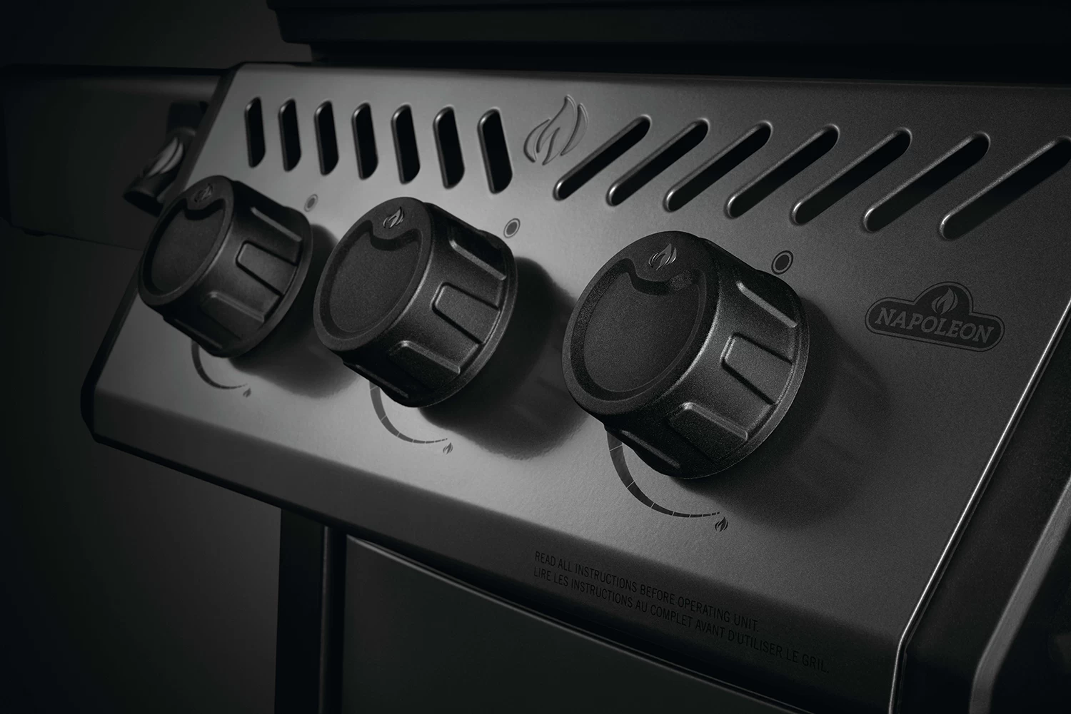 Napoleon Freestyle 365 Gasgrill, Graphit - Mit Seitenbrenner - Modell 2023 8 Napoleon Freestyle 365 Gasgrill, Graphit - Mit Seitenbrenner - Modell 2023 – Bild 6