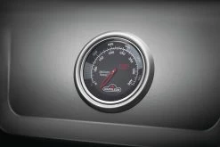 Napoleon Freestyle 365 Gasgrill, Graphit - Modell 2023 - X-DEAL Inkl. Abdeckhaube Und Gussplatte -Günstiges Grill Geschäft Napoleon Freestyle Deckelthermometer 13