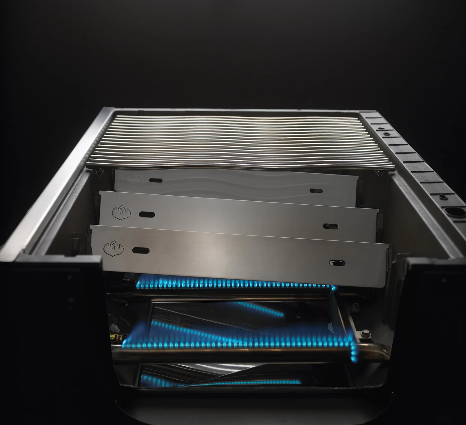 Napoleon Outdoor Küche Oasis Compact 105 Mit Prestige 500 Einbaugrill Und Einbau Sizzle Zone - Inkl. Arbeitsplatte Aus Feinsteinzeug 7 Napoleon Outdoor Küche Oasis Compact 105 Mit Prestige 500 Einbaugrill Und Einbau Sizzle Zone - Inkl. Arbeitsplatte Aus Feinsteinzeug – Bild 5