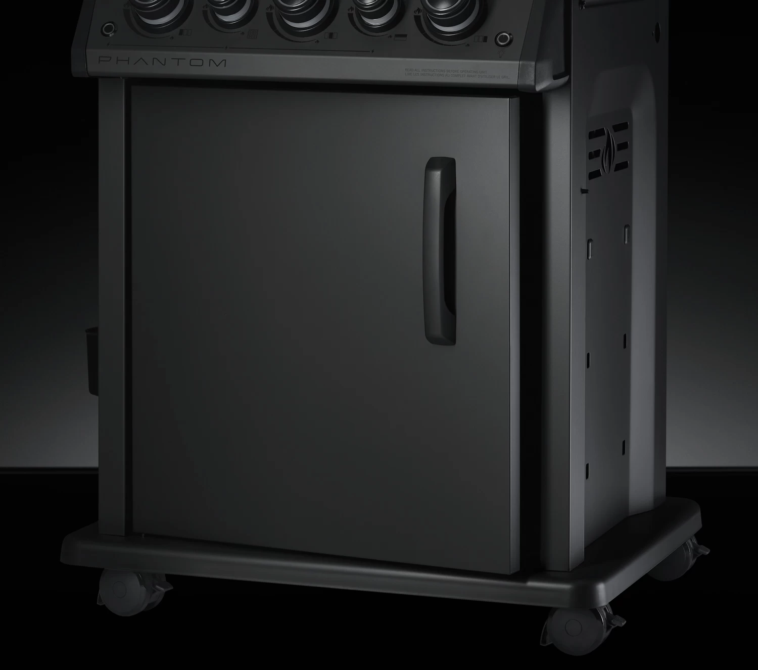 Napoleon Phantom Rogue SE 425 Gasgrill, Mattschwarz Mit Sizzle Zone Und Heckbrenner - Modell 2023 14 Napoleon Phantom Rogue SE 425 Gasgrill, Mattschwarz Mit Sizzle Zone Und Heckbrenner - Modell 2023 – Bild 12
