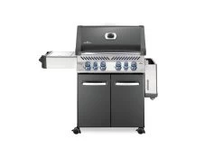 Napoleon Prestige 500 Gasgrill, Charcoal Grau - Mit Safety Glow - X-DEAL Inkl. Grillthermometer, Schneidebrett Und Windschild Für SIZZLE ZONE -Günstiges Grill Geschäft Napoleon Prestige 500 Gasgrill grey Seitenablage abgeklappt 1