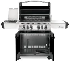 Napoleon Prestige 500 Gasgrill, Schwarz - Mit Safety Glow - X-DEAL Inkl. Grillthermometer, Schneidebrett Und Windschild Für SIZZLE ZONE -Günstiges Grill Geschäft Napoleon Prestige 500 Gasgrill schwarz open 1