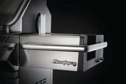 Napoleon Prestige Pro 500-3 Edelstahl Gasgrill Inkl. Drehspieß - Modell 2023 -Günstiges Grill Geschäft Napoleon Prestige Pro Seitenablage 7