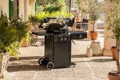 Outdoorchef Gas Kugelgrill Davos 570G Pro Mit Blazing Zone (Infrarotbrenner) & Abdeckhaube 24 Outdoorchef Gas Kugelgrill Davos 570G Pro Mit Blazing Zone (Infrarotbrenner) & Abdeckhaube -Günstiges Grill Geschäft Outdoorchef Davos 570 G Pro mit Blazing Zone Infrarotbrenner