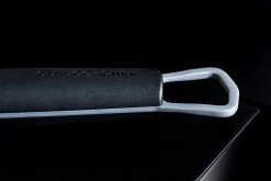 Outdoorchef Trichter-Schaber Für EASY FLIP Trichter -Günstiges Grill Geschäft Outdoorchef Schaber Detail Griff