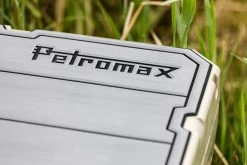 Petromax Haft-Auflage Für Kühlbox Kx25 Grau Mit Linien -Günstiges Grill Geschäft Petromax Haftauflage Kuehlbox grau Linien Detail 1