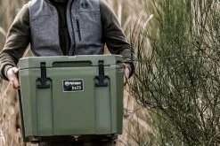 Petromax Kühlbox 25 Liter Oliv - Inkl. Sitzkissen, Haft-Unterlage Und Einsatzkorb -Günstiges Grill Geschäft Petromax Kuehlbox kx25 oliv anwendung