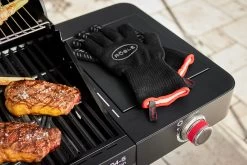 Rösle Videro G4-S VARIO+ Schwarz Gasgrill - FC Bayern Edition -Günstiges Grill Geschäft Roesle Videro G4 S Seitenkocher Bayern Grill