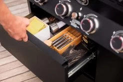 Rösle Gasgrill Videro Pro G6-S Vario+ Mattschwarz - Modell 2023 -Günstiges Grill Geschäft Roesle Videro Pro G6 S Detail Schubladen