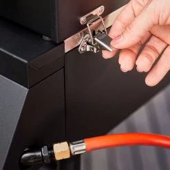 Rösle Gasgrill Videro Pro G2-P Campinggrill -Günstiges Grill Geschäft Rosle Gasgrill Videro PRO G2 P Verschluss