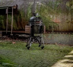 The Bastard Keramikgrill Classic Medium - Complete - Schwarz Glänzend - Modell 2023 -Günstiges Grill Geschäft The Bastard Classic Medium Complete Keramikgrill