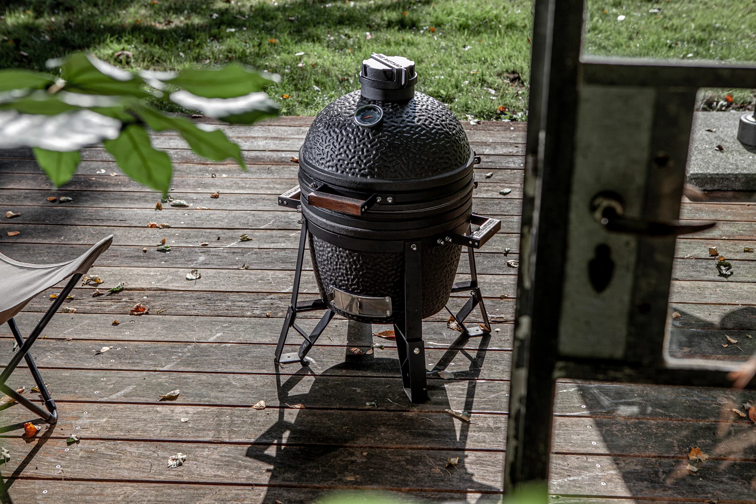 The Bastard Keramikgrill Urban Compact - Schwarz Matt - Modell 2023