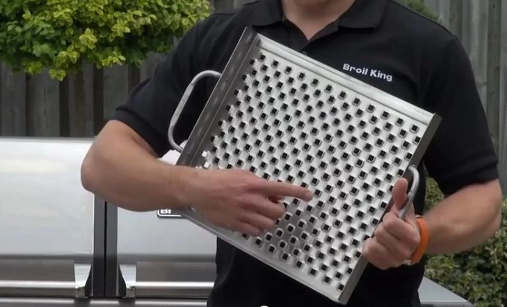 Broil King Topper / Lochblech Edelstahl 6 Broil King Topper / Lochblech Edelstahl – Bild 4