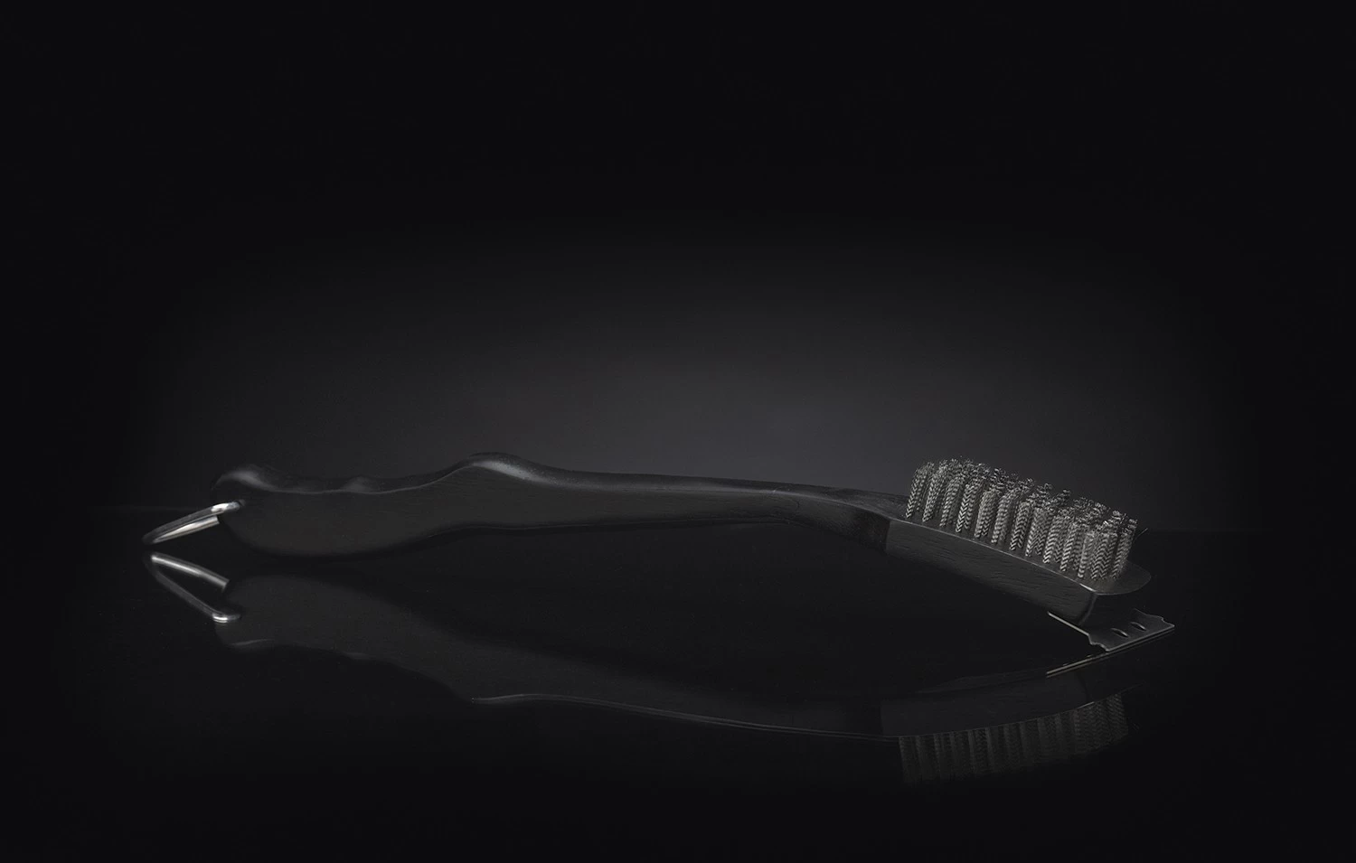 Napoleon Grillbürste Holzgriff Schwarz Mit Edelstahlborsten 4 Napoleon Grillbürste Holzgriff Schwarz Mit Edelstahlborsten – Bild 2