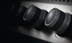 Napoleon Rogue XT 425 Edelstahl Gasgrill Mit Sizzle Zone - Modell 2023 -Günstiges Grill Geschäft napoleon rogue gasgrill drehregler edelstahl