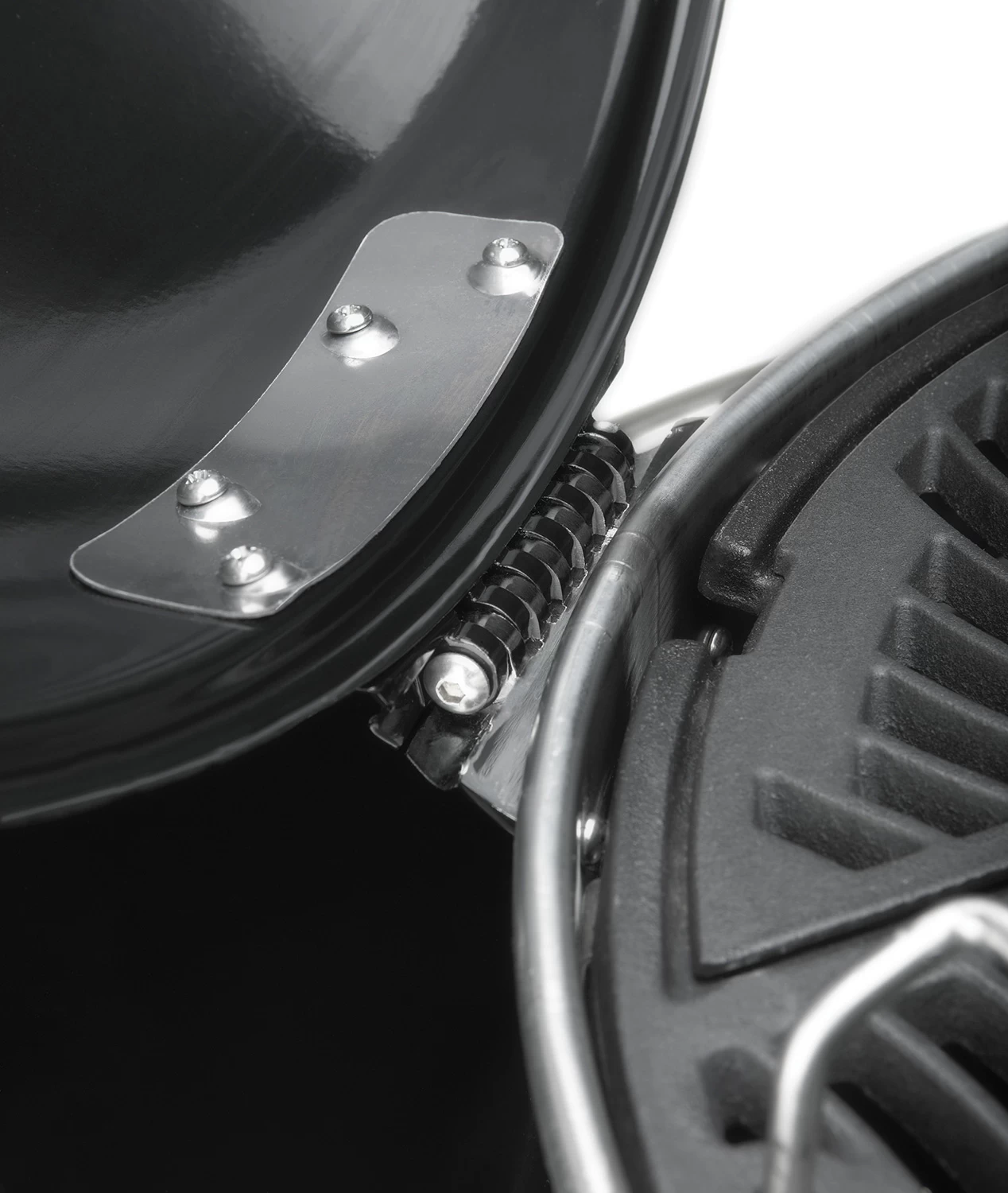 Napoleon Holzkohlegrill Kugelgrill Ø 57cm Im Rollwagen Mit Gussrost Und Deckelscharnier PRO22K-Cart-2 7 Napoleon Holzkohlegrill Kugelgrill Ø 57cm Im Rollwagen Mit Gussrost Und Deckelscharnier PRO22K-Cart-2 – Bild 5