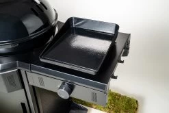 Outdoorchef Gas Kugelgrill Davos 570 G Pro Mit Blazing Zone (Infrarotbrenner) & 11kg Gasflaschen Kit -Günstiges Grill Geschäft outdoorchef davos 570 g pro blazing zone grillplatte 18 128 14 1688728924